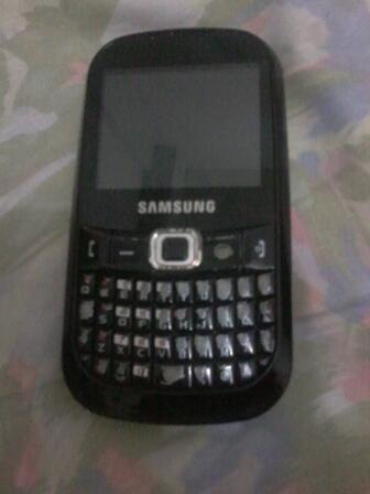 SAMSUNG GALAXY CHAT MASIH MULUS (PUTIH) + SAMSUNG CORBY - BANDUNG