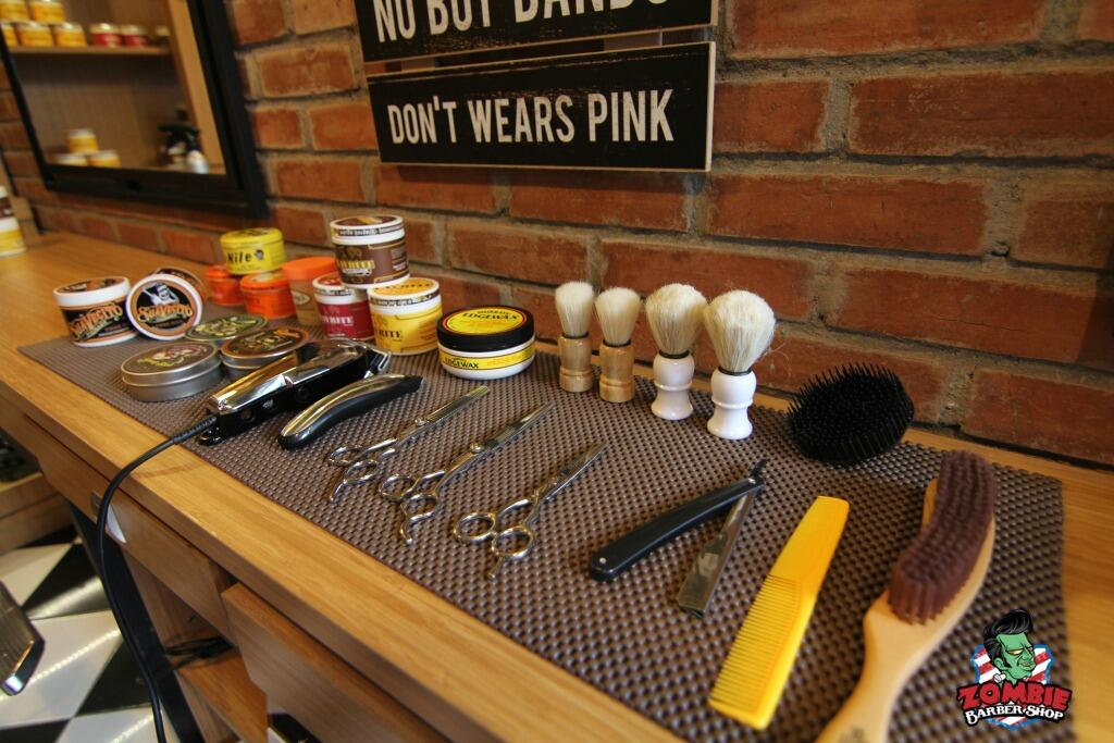 LOKER dicari 4 BARBER dan 1 KASIR untuk Jakarta barat