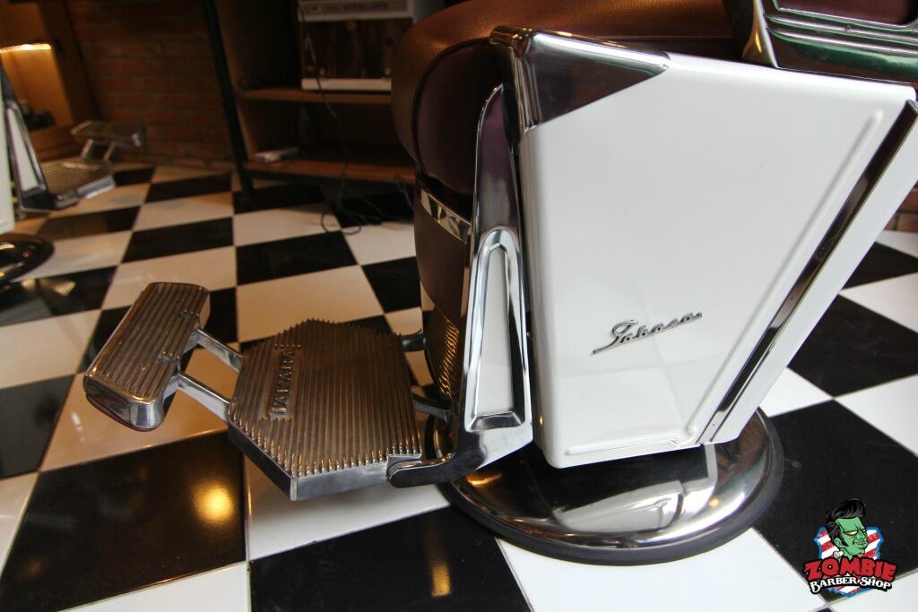 LOKER dicari 4 BARBER dan 1 KASIR untuk Jakarta barat