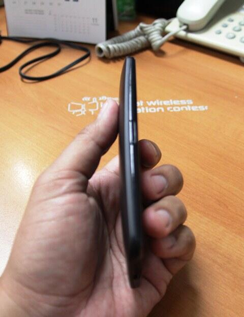 Motorola Moto X 16Gb XT1060 Verizon Hitam GSM-CDMA Fullset Mulus