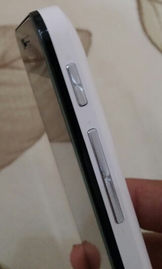 ASUs Zenfone4 1jt'an murahhh... resmi by TAM