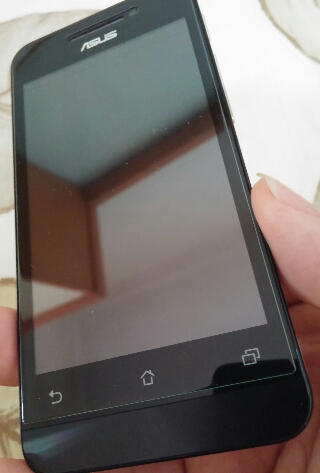 ASUs Zenfone4 1jt'an murahhh... resmi by TAM