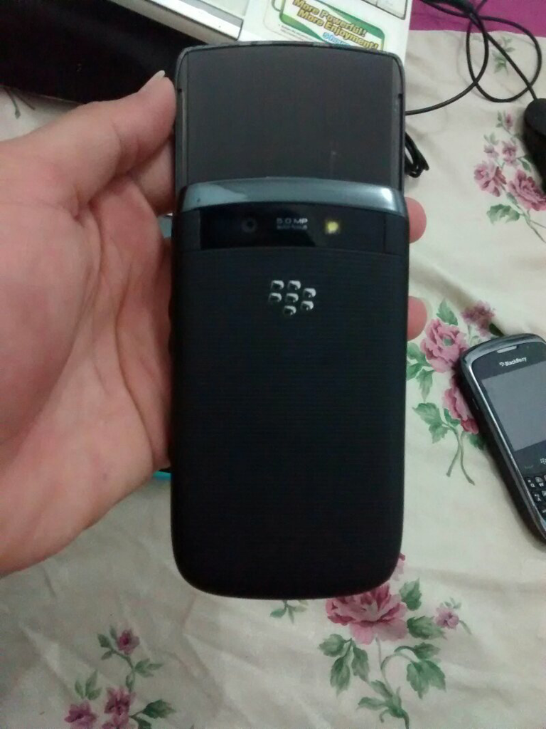 WTS : Blackberry Torch 9800 Black, 2nd masih SEGEL TAM Fullset!!!!