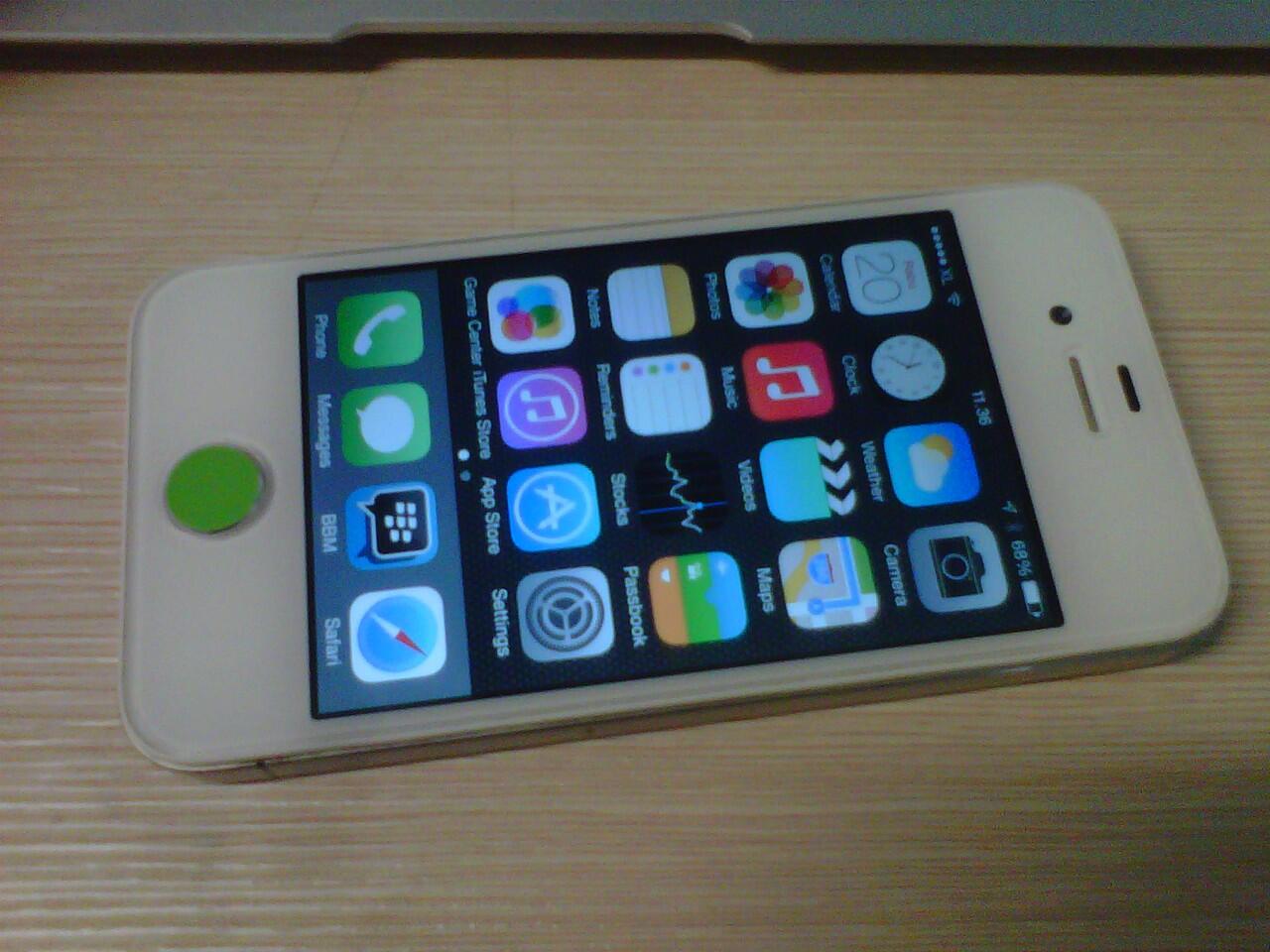 iphone 4 putih garansi sampai november 2014 beli di ibox (ada notanya) - mulus - la