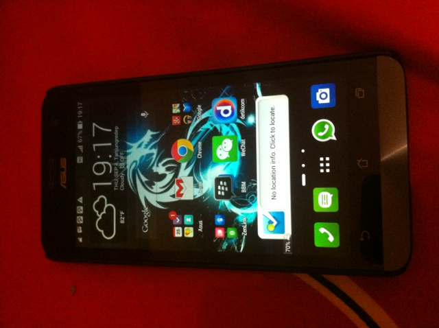 Asus zenfone / zenfhone 5, Ram 2Gb, Memory 8Gb.. Banyak Plusnya