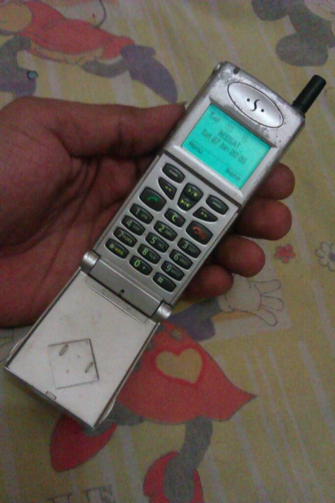 HP LANGKA SAMSUNG SGH M100 MULUS NORMAL