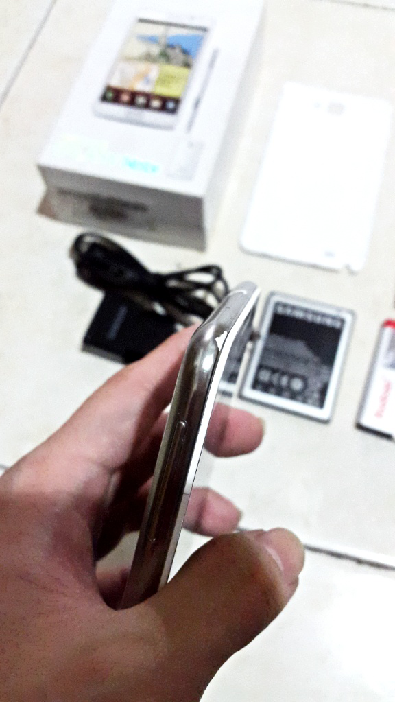 Di jual samsung galaxy note 1 putih