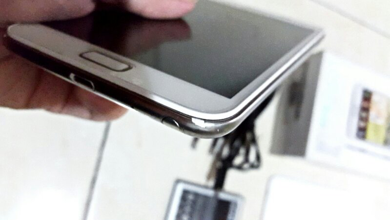 Di jual samsung galaxy note 1 putih