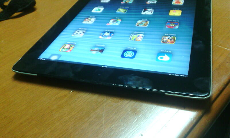 IPAD 2 3G + wifi 16 gb cuma 2,2 jtan aja ( daengjohncena )