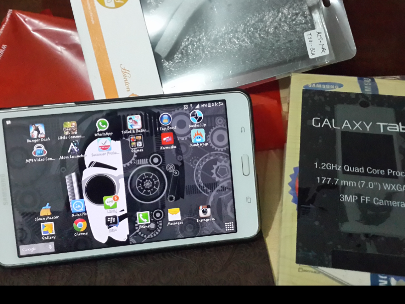 Samsung Tab 4 7inch White 1bulan pakai Mulus Komplit SOLO