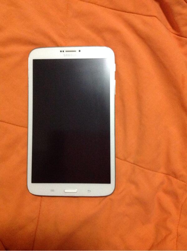 Samsung galaxy tab3 8in SM-t311,,Like new hrga seken brg istimewaaaaa