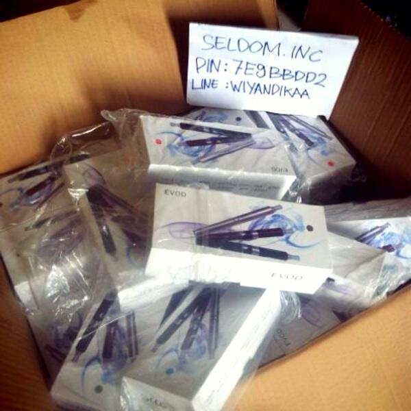 EVOD Vaporizer 1100mah box pack Harga Dibawah Pasaran !!! Buruan Sebelum Kehabisan !!