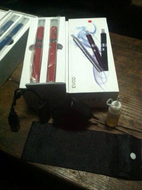 EVOD Vaporizer 1100mah box pack Harga Dibawah Pasaran !!! Buruan Sebelum Kehabisan !!