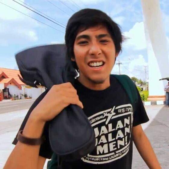 Nih Gan Presenter Yang Bisa Dijadiin "Bahan"