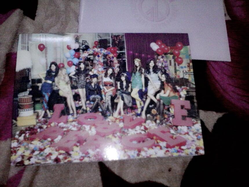 WTS / Dijual SNSD Love &amp; Peace Album (DVD+CD), Postcard Lucky Box Yoona 