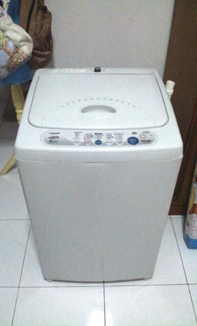 Mesin Cuci Toshiba Full Auto 7KG (AW-F74E) - Baru Dipakai 5x!!