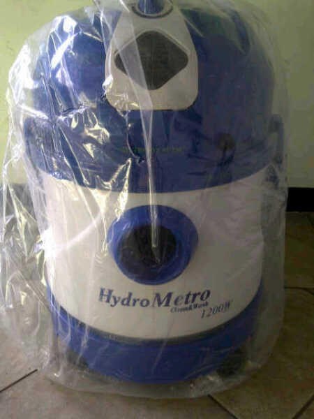 For sale Vacuum Cleaner Hydro Metro