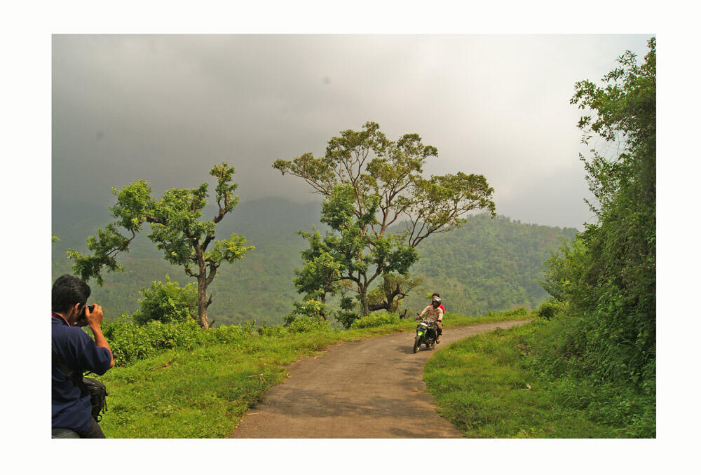 (PEMBURU PANORAMA) Di Negeri Diatas Awan