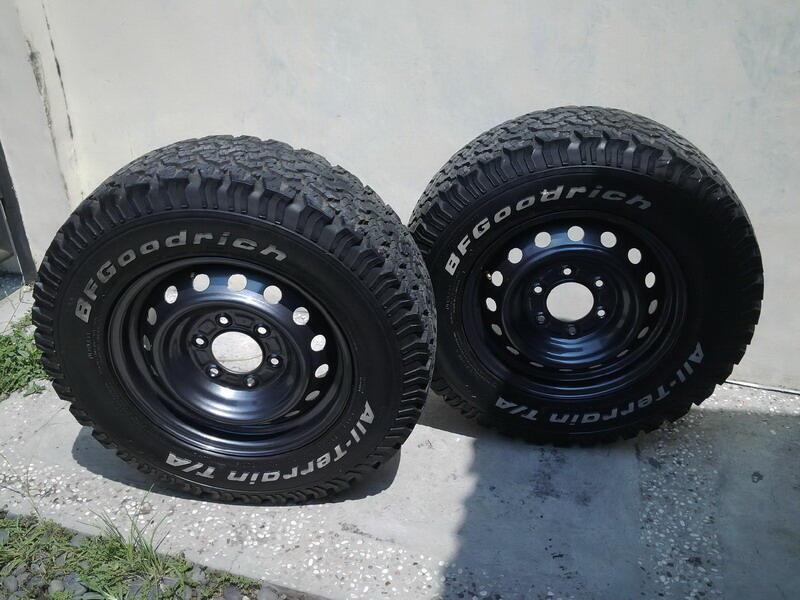 Terjual Velg  kaleng  ford ranger 16   plus BF Goodrich AT 