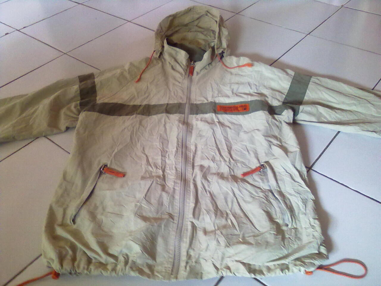 lelang jaket outdoor/gunung columbia,nike ACG,polo ralph lauren original mulus(ob40k)