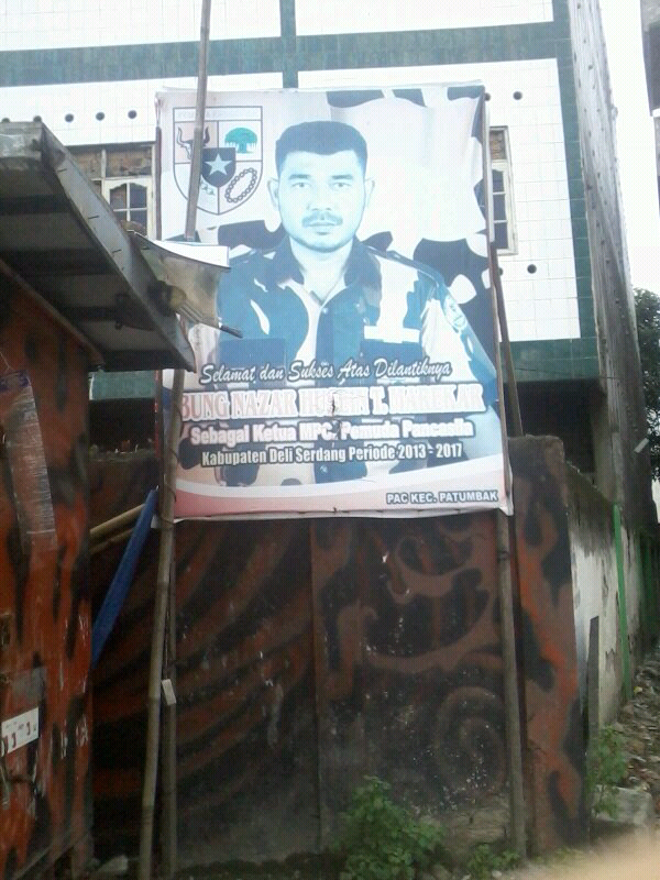 pilpres sudah lewat kok masih ada papan iklan yg berbau kampanye?