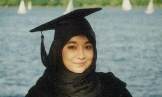 Dr. Aafia Siddiqui, Ilmuwan Muslim ini Diperkosa, Disiksa dan Dilecehkan Dalam Tahana