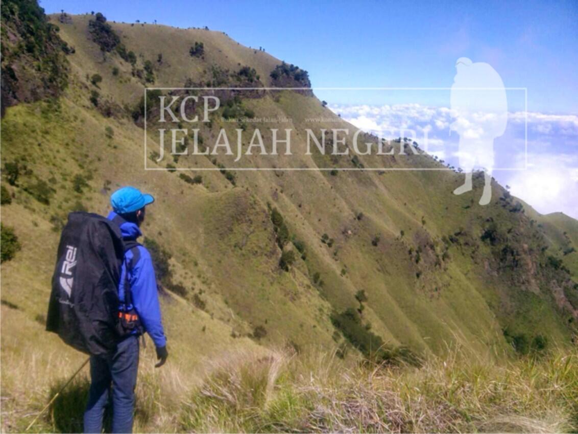 Gunung Merbabu 3.145 MDPL 