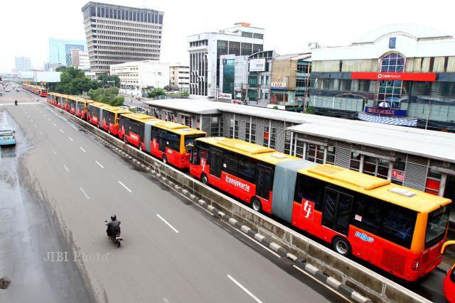 Mengenal Mass Rapid Transit sebagai Solusi Kemacetan Kota