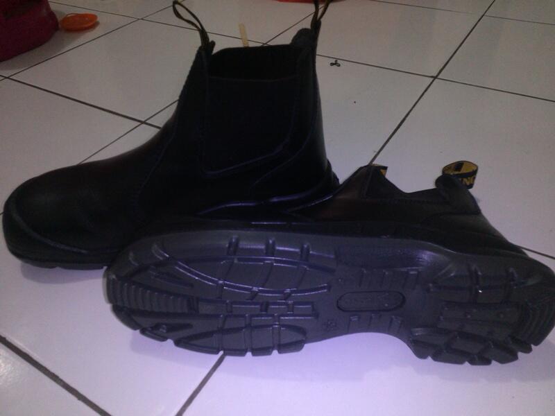 Terjual WTS safety shoes merk king's KASKUS