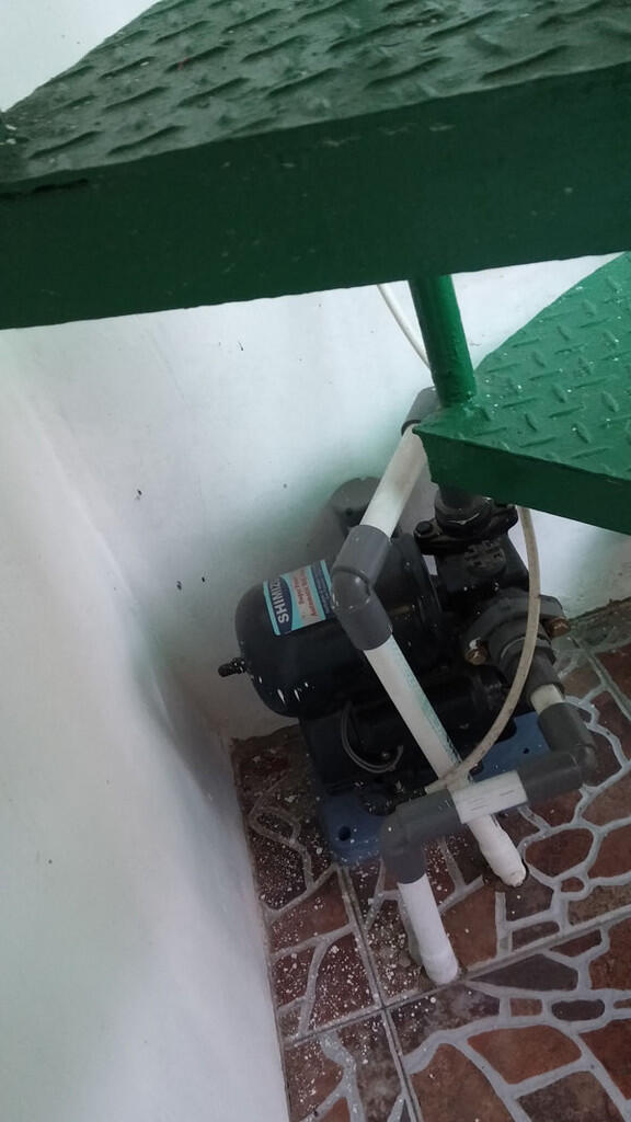 Rumah baru habis renovasi lokasi strategis murah