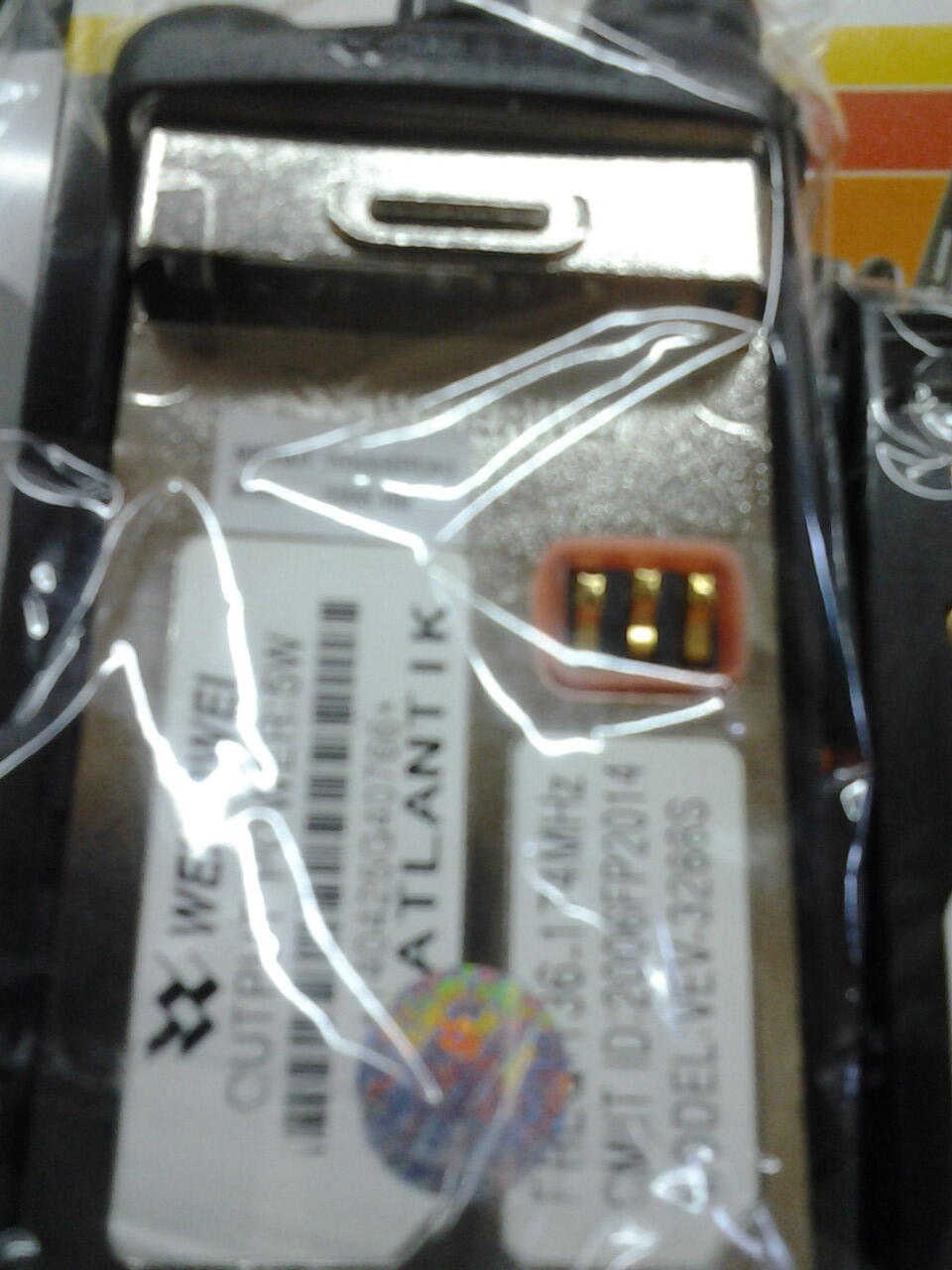 HANDY TALKY WEIRWEI VEV3288S VHF 5 W FM RADIO BATERE 1200 mAh