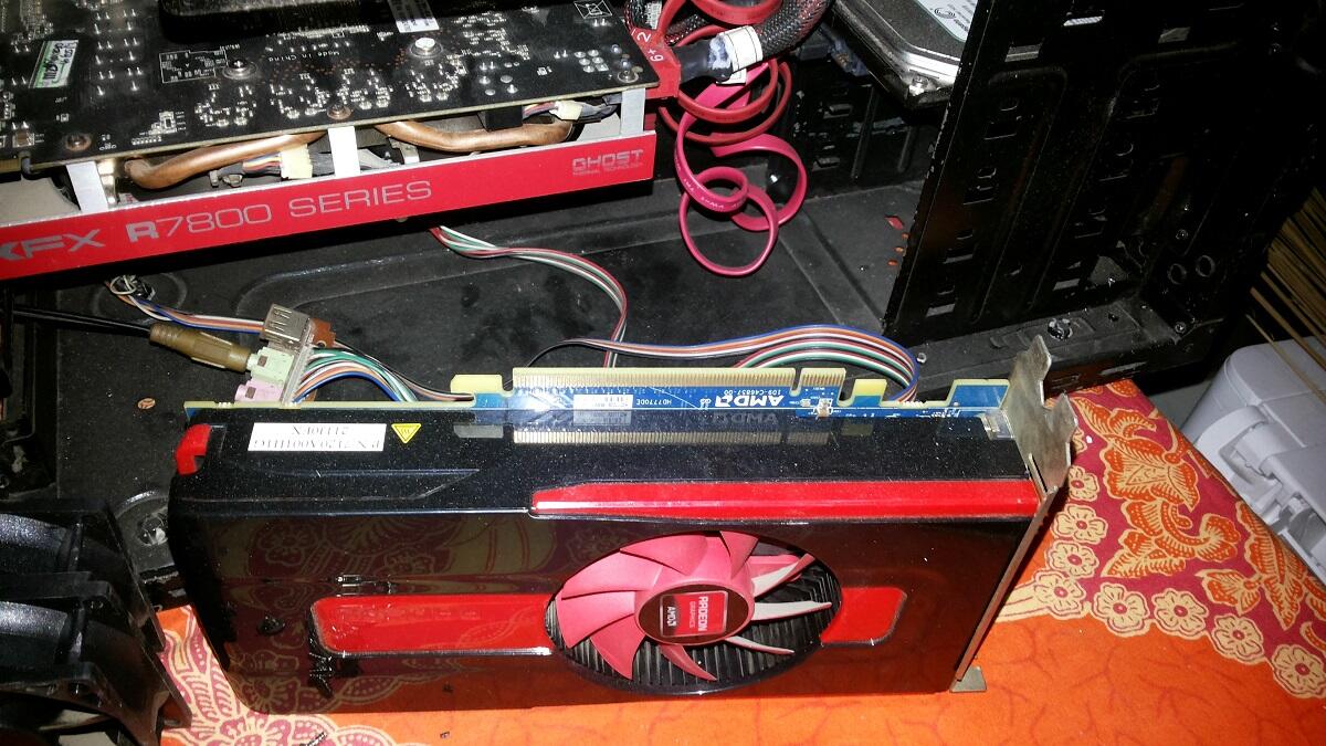 VGA amd radeon 2 GB DDR 5 murmer