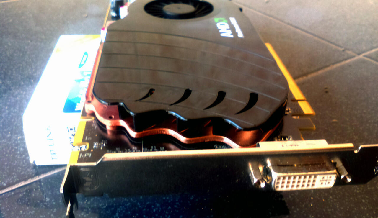 XFX hd 4890 , Quadro fx 580 dan GPGPU AMD Firestream