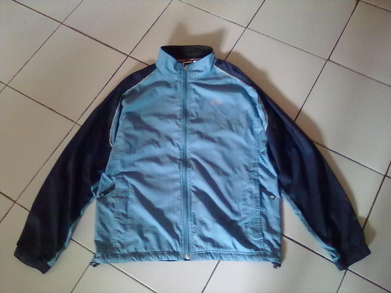 lelang jaket varsity converse,the north face tnf,hoodie uniqlo,fila ori 2nd(ob5ok)