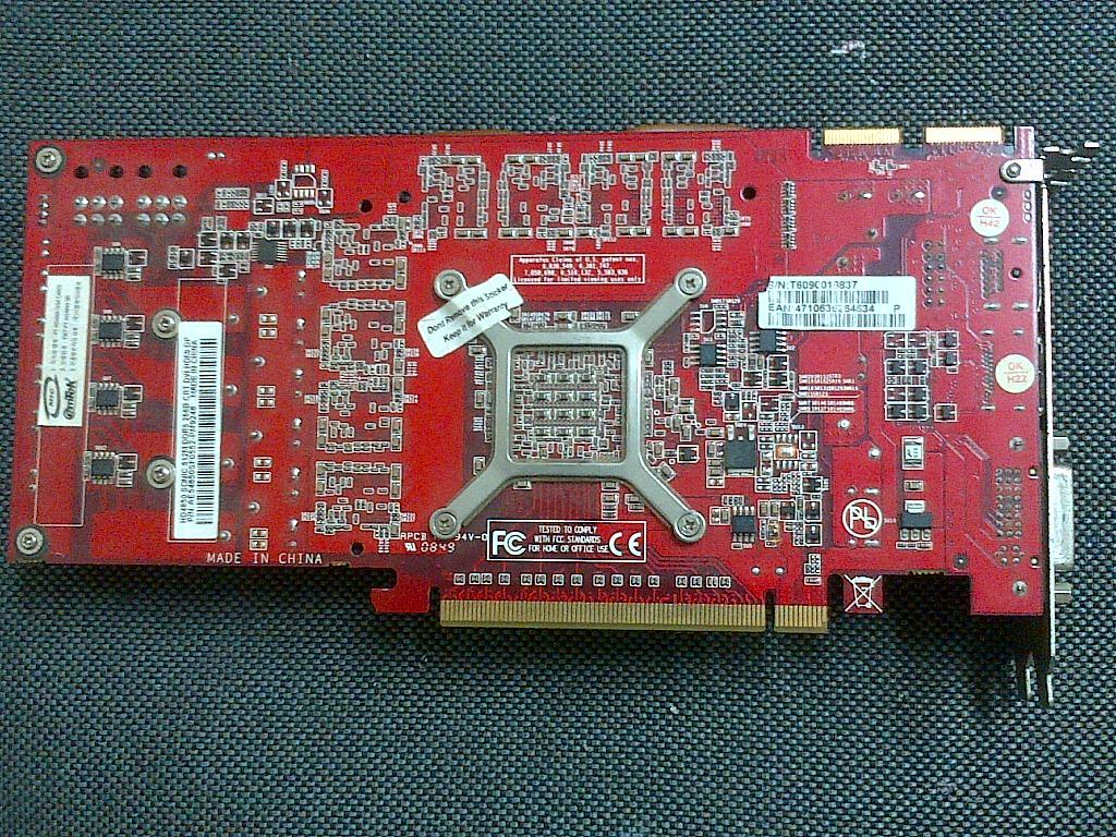 JUAL VGA PCI-EX HD4950 SONIC 512MB 256BIT DDR5 CRT DVI HDMI DP
