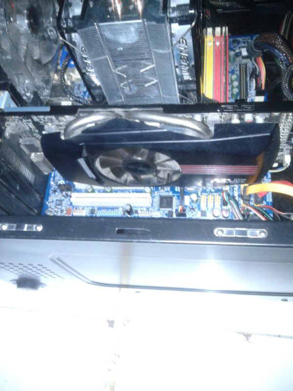 Asus hd 5850 1gb