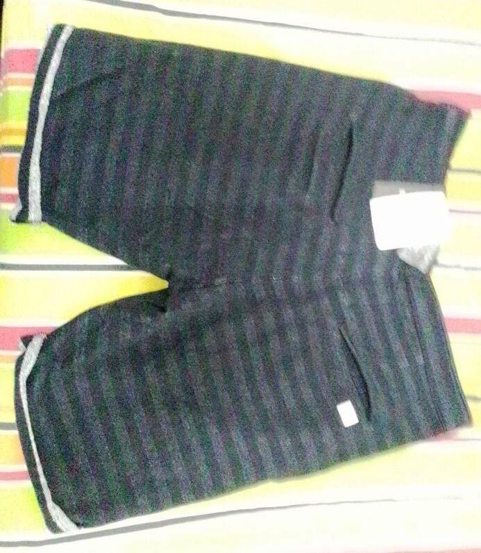 Celana Pendek Cowok Bershka Sailor M (38) jual cepat