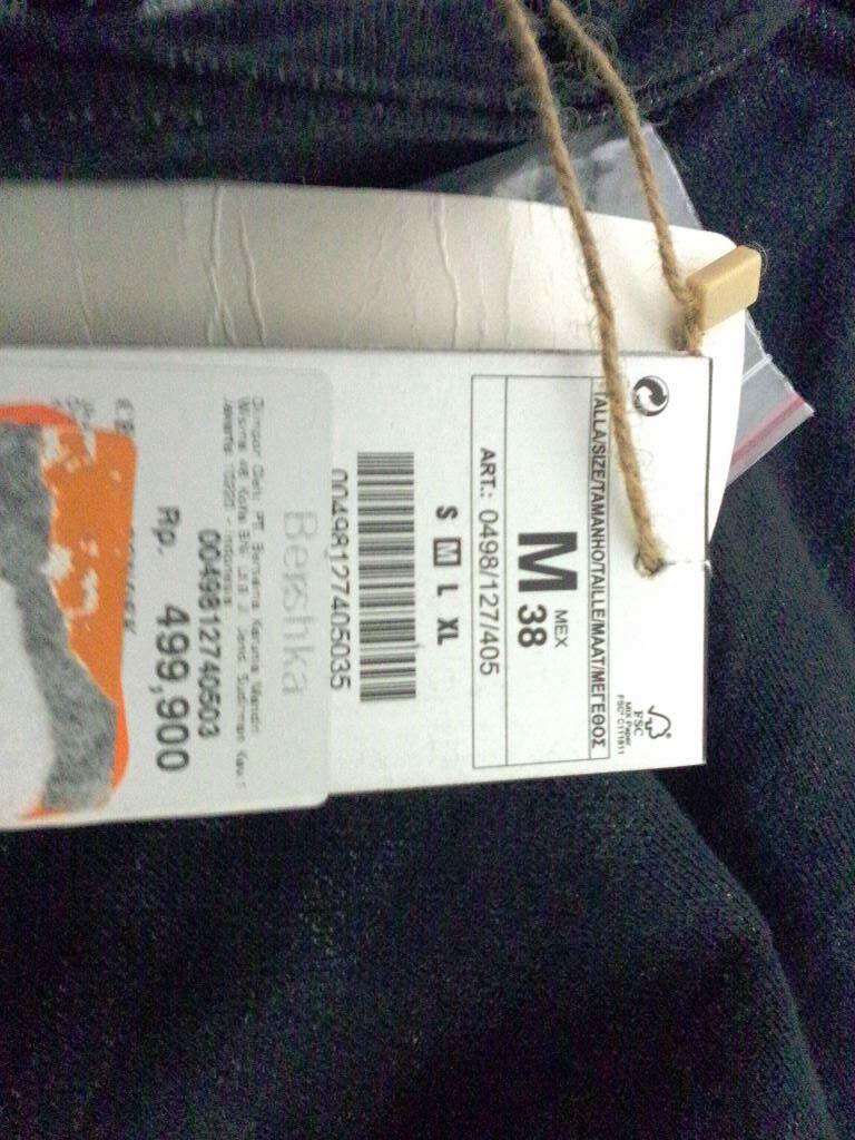 Celana Pendek Cowok Bershka Sailor M (38) jual cepat