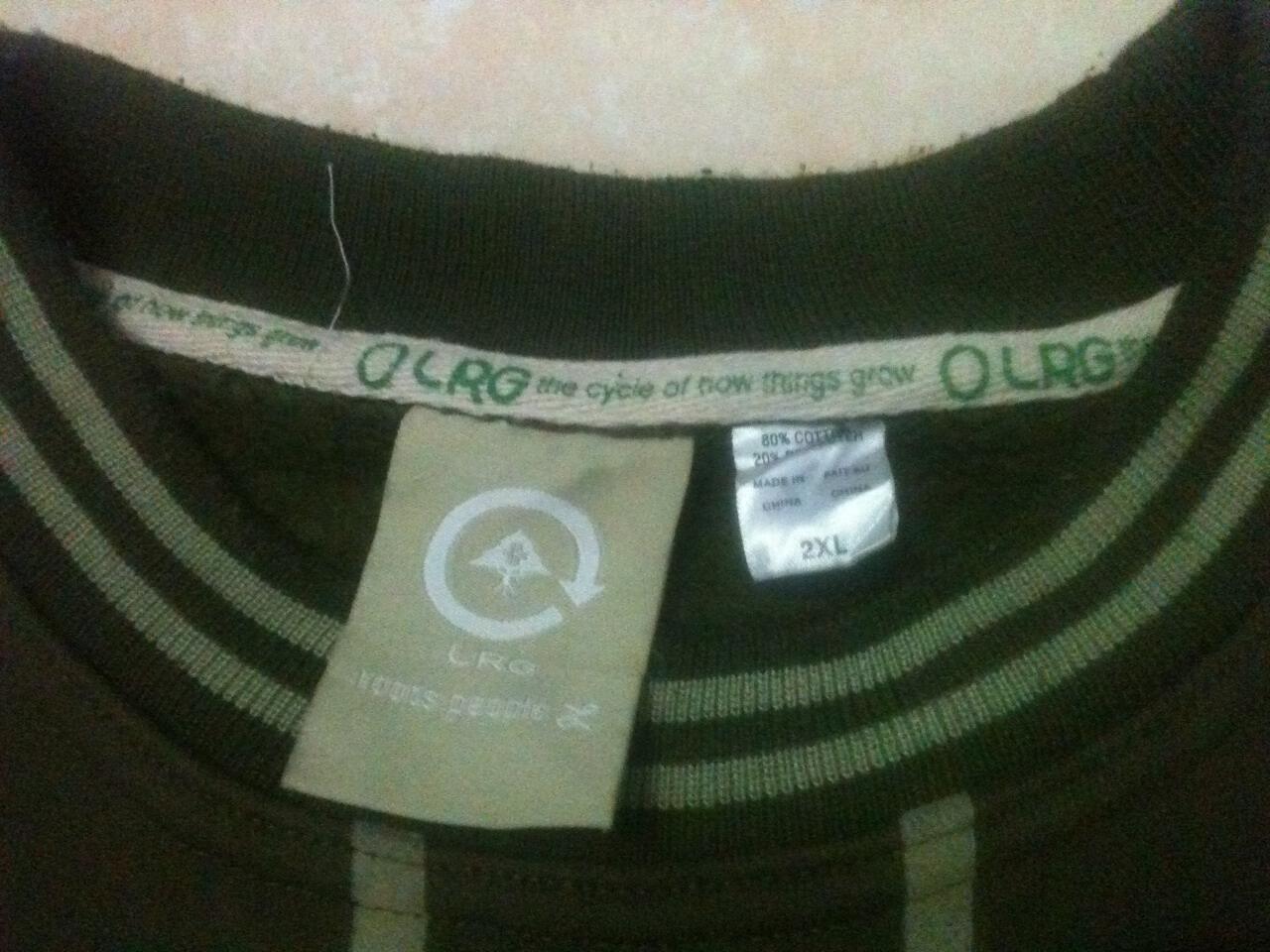 Sweater LRG dan The North Face