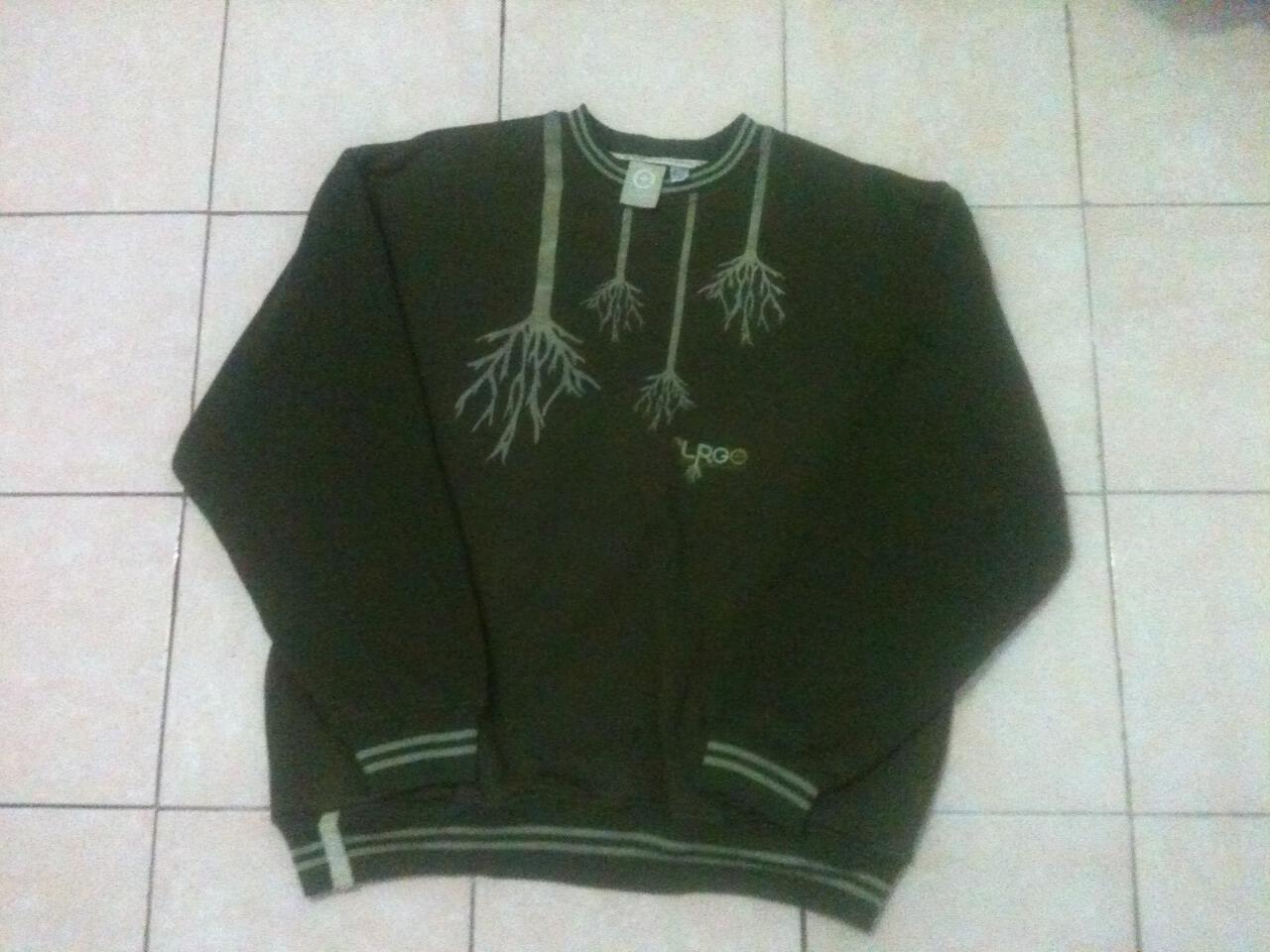 Sweater LRG dan The North Face
