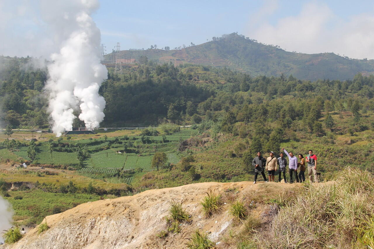 &#91;AJAKAN&#93; MENIKMATI UDARA SEJUK DI DATARAN TINGGI DIENG &amp; SUNRISE SIKUNIR..