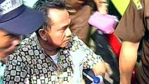 M.TaufikAnggota DPRD Koruptor dana KPU asal Gerinda Resmi Ditahan