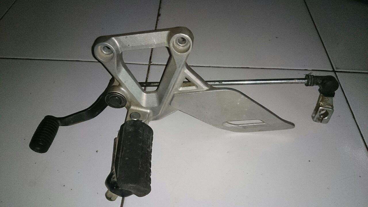 Foot Step CBR New 150