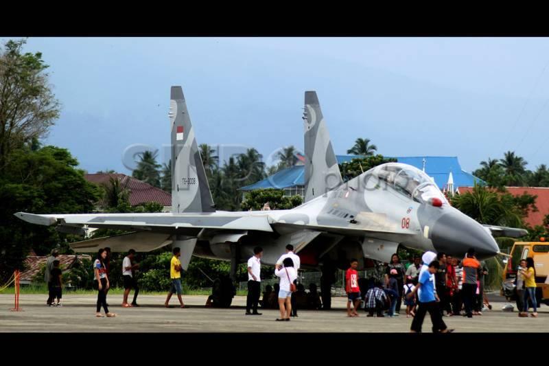 Foto : Pameran Pesawat Tempur TNI AU di Manado 