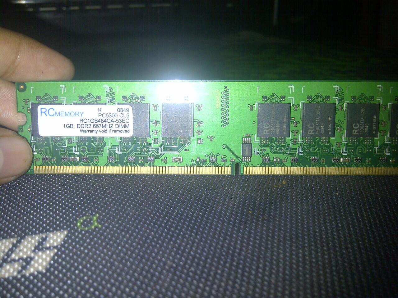 MSI HD 5450 1GB DDR3 Depok ! + RAM DDR2