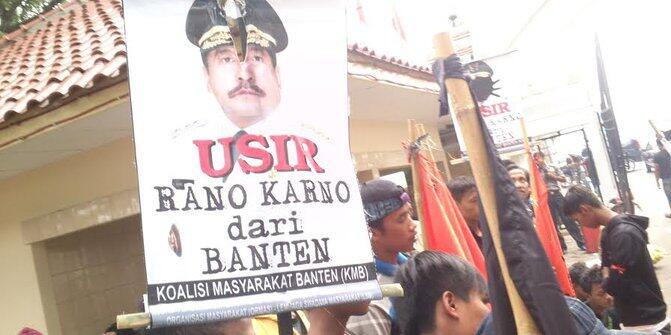 Dituding bangun dinasti baru, Rano Karno diusir dari Banten