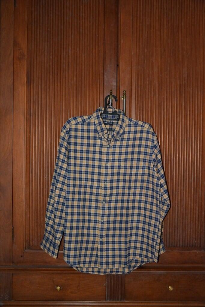 WTS KEMEJA, FLANEL, SWEATER! SALE 60rb an! SIKAT JOHN!