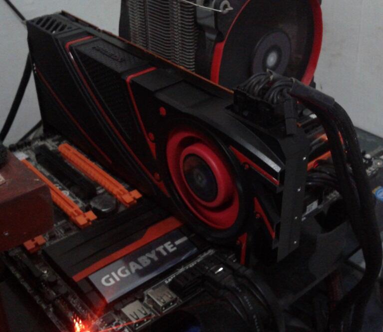 Dijual ! HIS R9 290 4GB DDR5 512 Bit