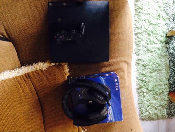 Ps3 slim jual murah pemakaian pribadi