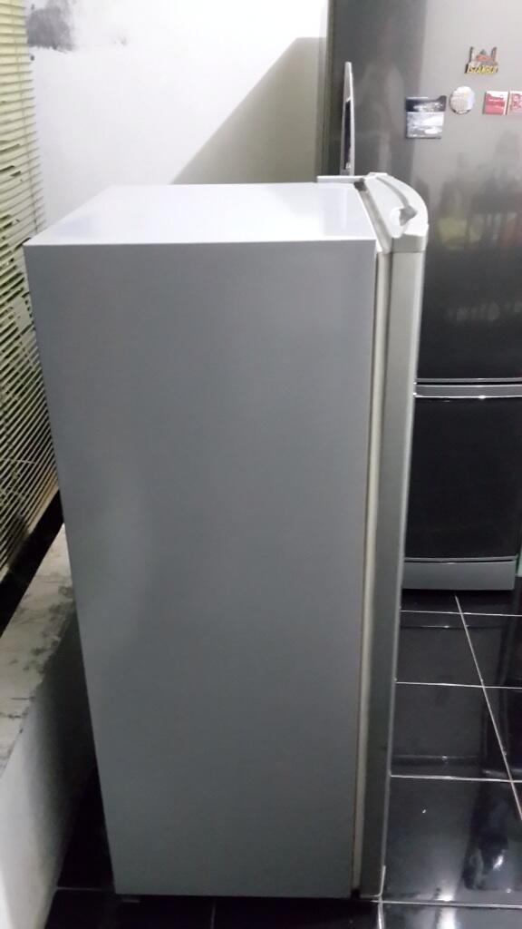 Kulkas Sharp 1 Pintu SJ-19MKII